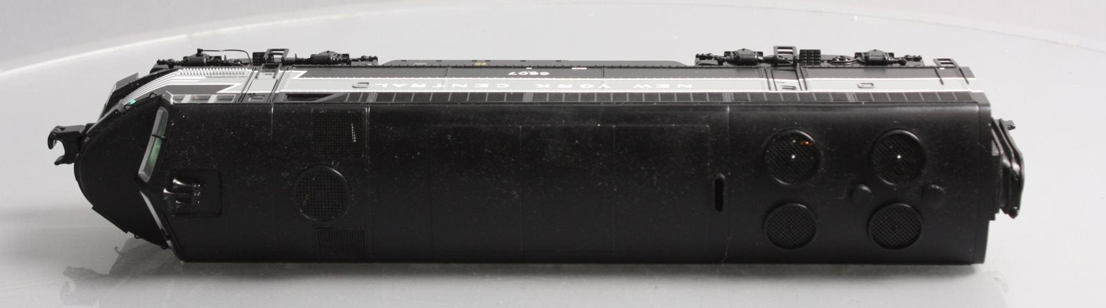MTH 20-20472-1 New York Central C-Liner A Unit Diesel Engine w/ P-S 3 #6607