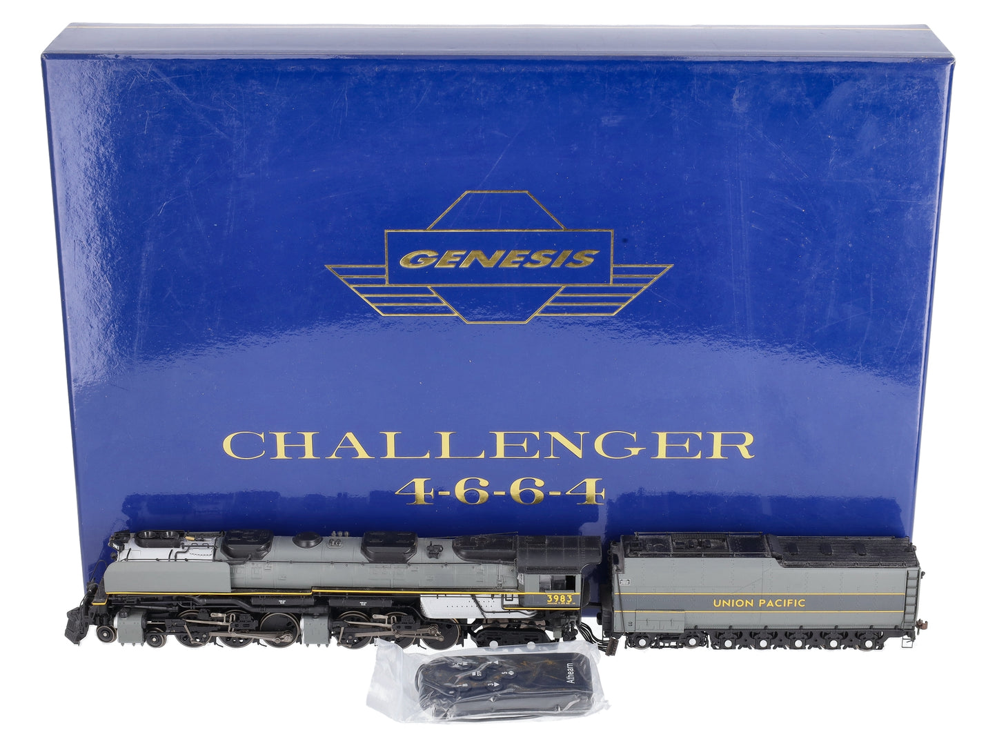 Athearn G9133 HO Union Pacific GreyHOund 4-6-6-4 with DCC & Sound #3983