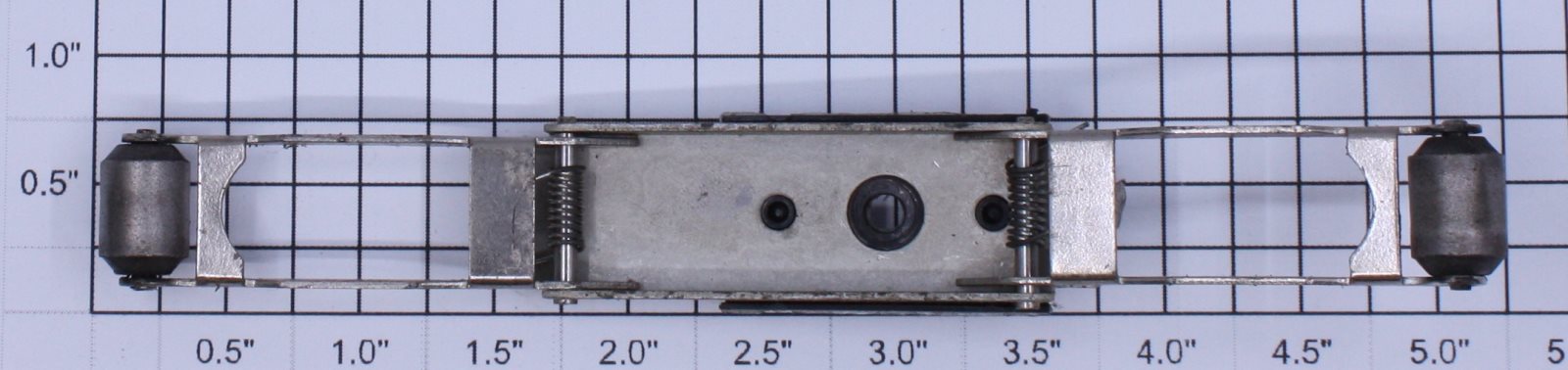 Lionel 68-31 O Gauge Inspection Car Collector Assembly with Insulator #68
