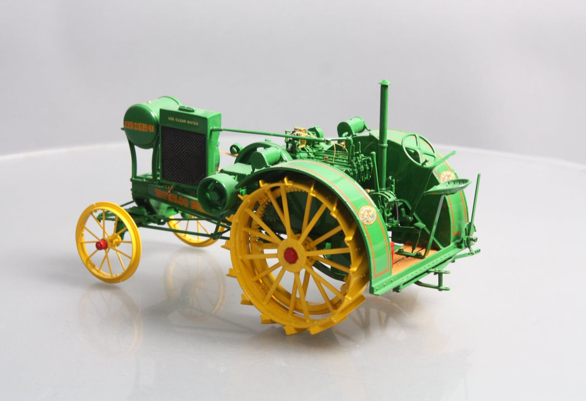 Ertl 15013 1:16 Scale John Deere The Waterloo Boy Tractor LN/Box