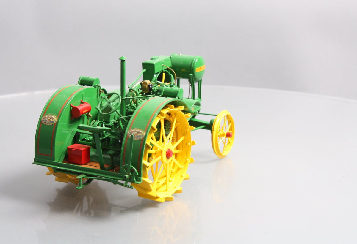 Ertl 15013 1:16 Scale John Deere The Waterloo Boy Tractor LN/Box