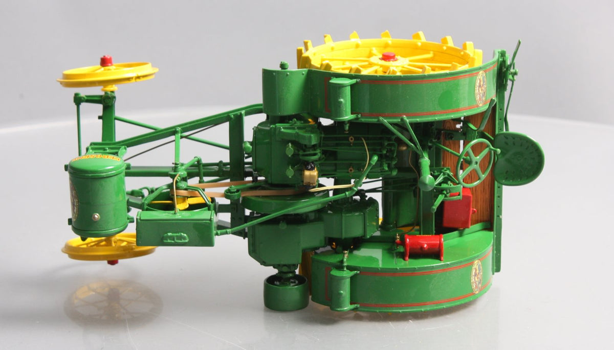 Ertl 15013 1:16 Scale John Deere The Waterloo Boy Tractor LN/Box
