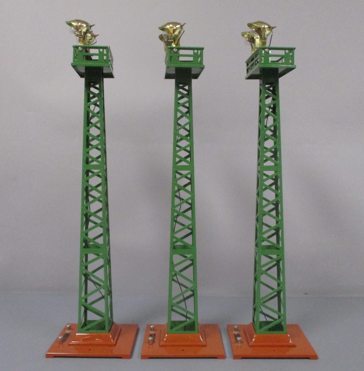 MTH 10-1044 Std Gauge Flood Light Tower in Terra Cotta & Green #92 (Set of 3) LN/Box
