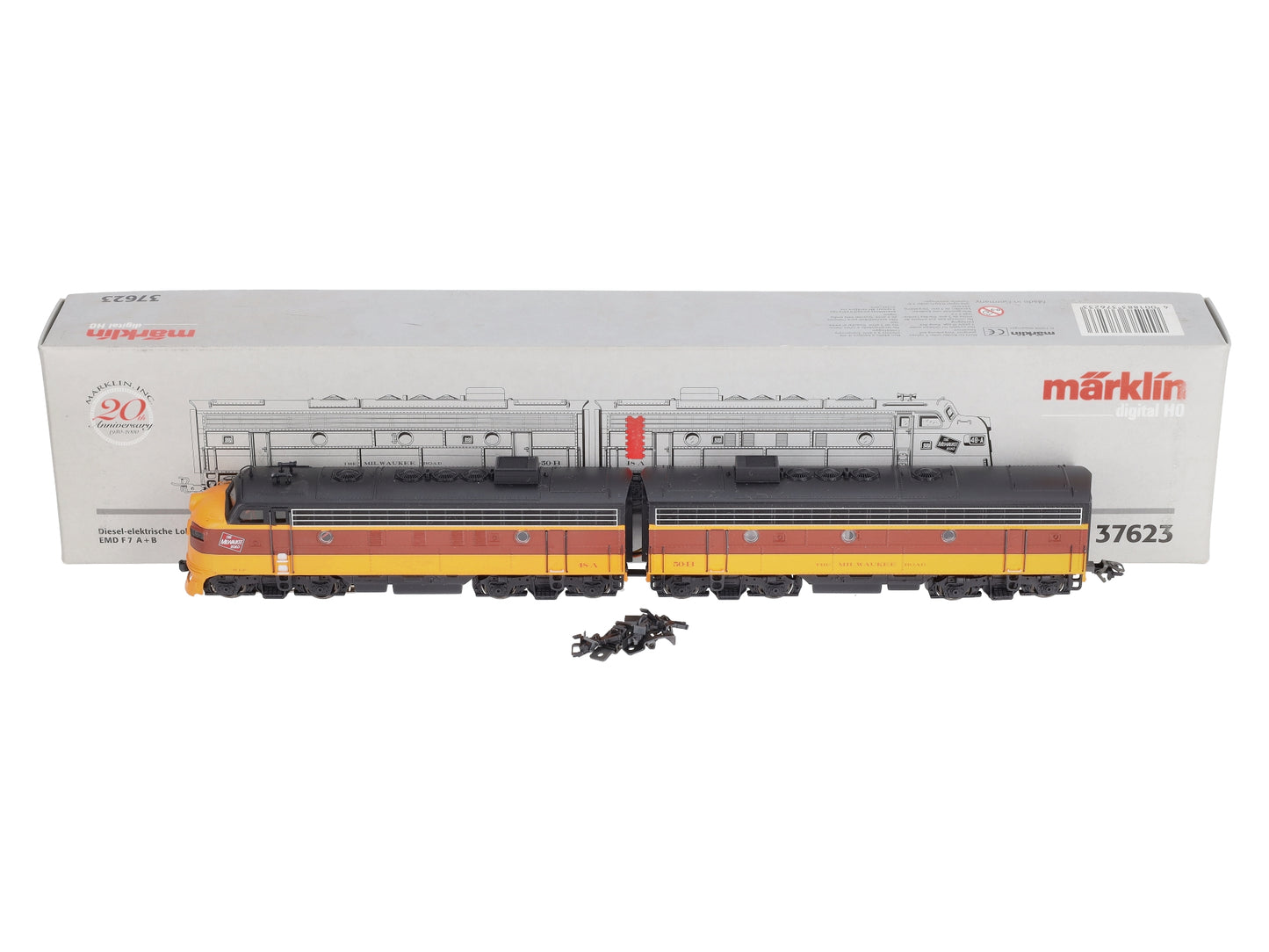 Marklin 37623 HO Scale Milwaukee Road EMD F7 AB Digital Locomotive Set LN/Box