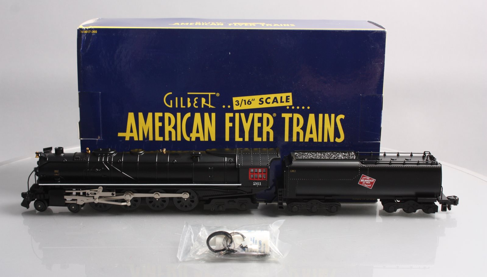 American Flyer 6-48064 S Scale Milwaukee Road 4-8-4 Northern Steam Locomotive