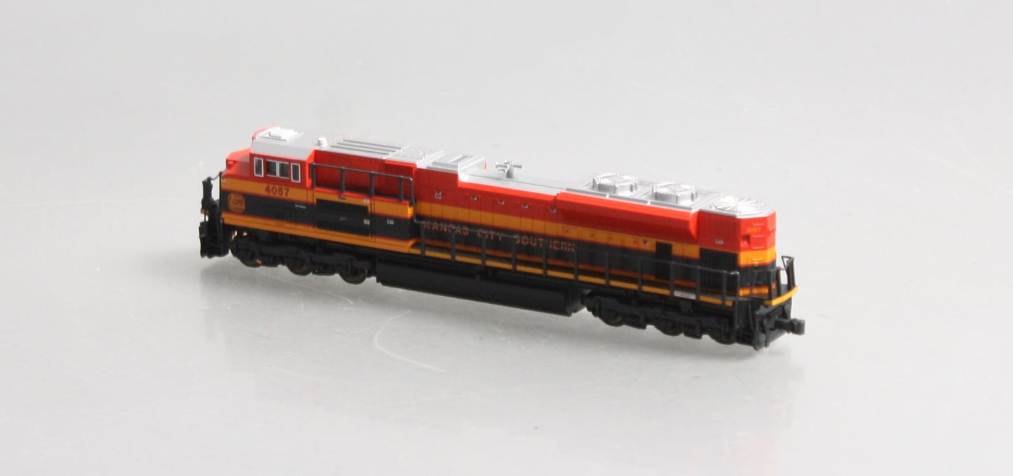 Kato 176-8432 N Kansas City Southern SD70ACe Diesel Locomotive #4057