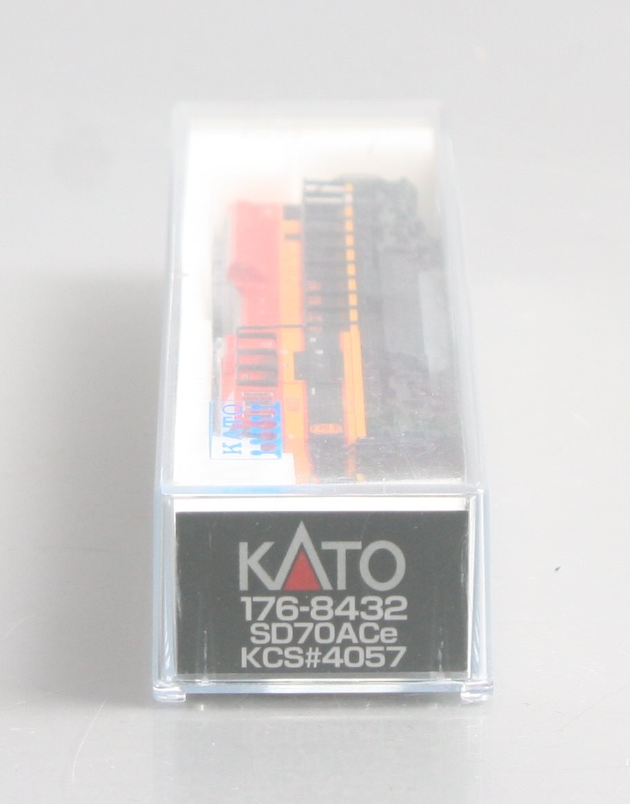 Kato 176-8432 N Kansas City Southern SD70ACe Diesel Locomotive #4057