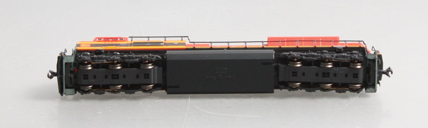 Kato 176-8432 N Kansas City Southern SD70ACe Diesel Locomotive #4057