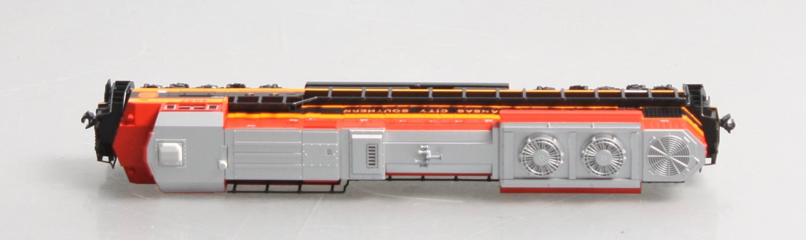 Kato 176-8432 N Kansas City Southern SD70ACe Diesel Locomotive #4057