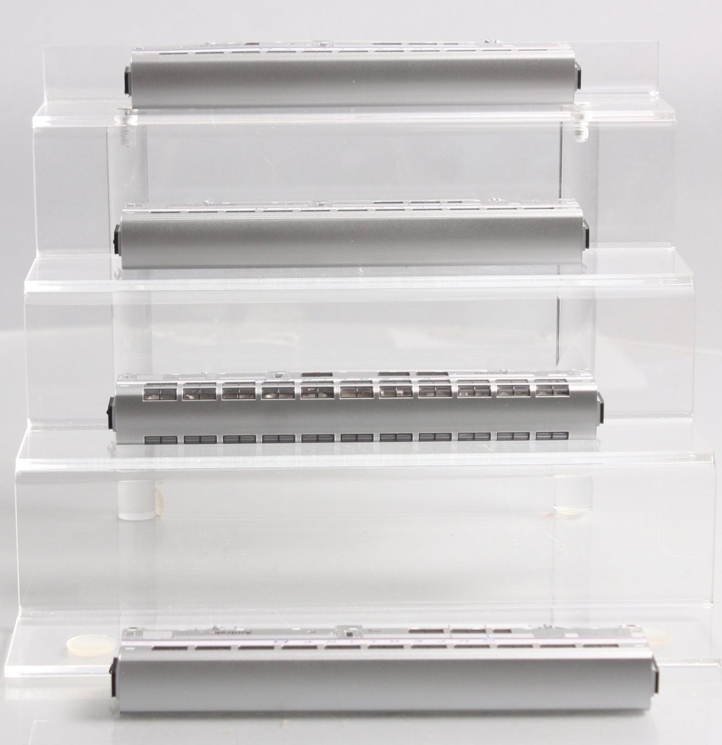 Kato 106-3505 N Amtrak Superliner Passenger Cars B (Set of 4) NIB