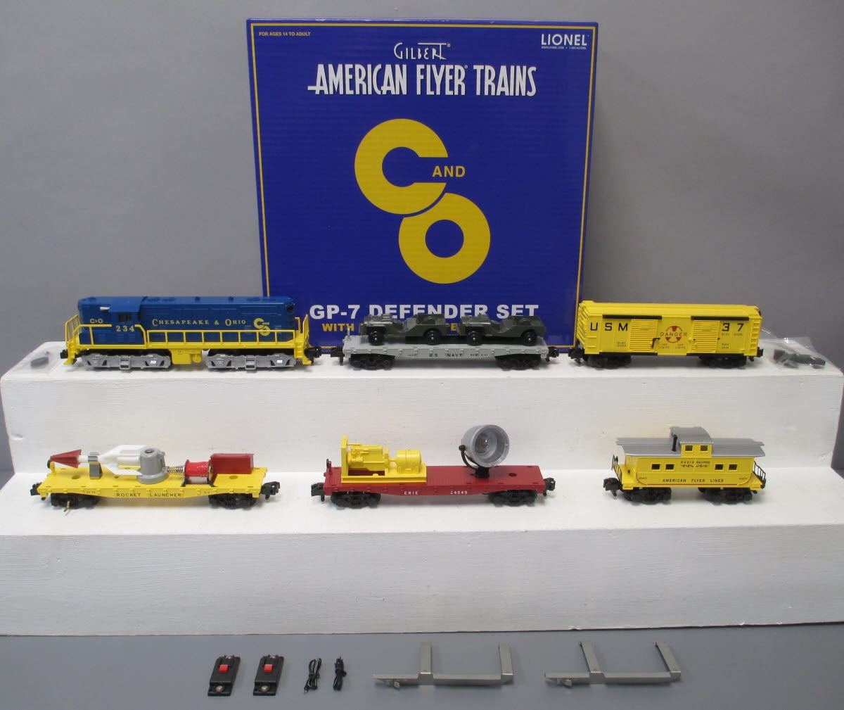 American Flyer 6-49624 S Chesapeake & Ohio 1959 GP-7 Defender Diesel Train Set NIB