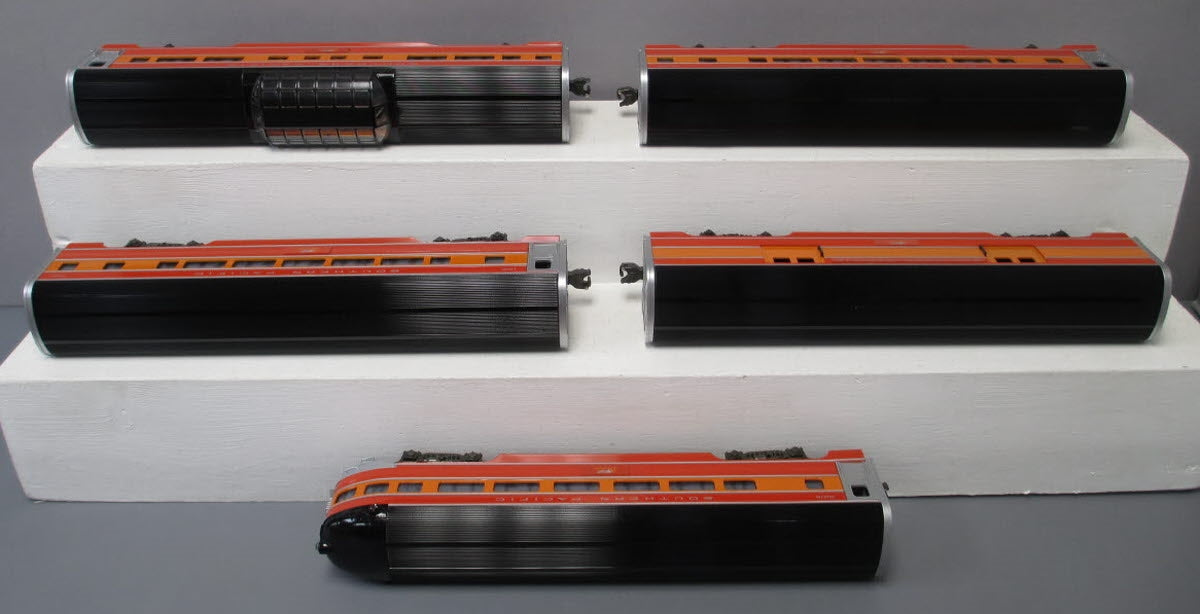 Williams 2612 O Gauge Southern Pacific Daylight Aluminum Passenger (Set of 5) LN/Box