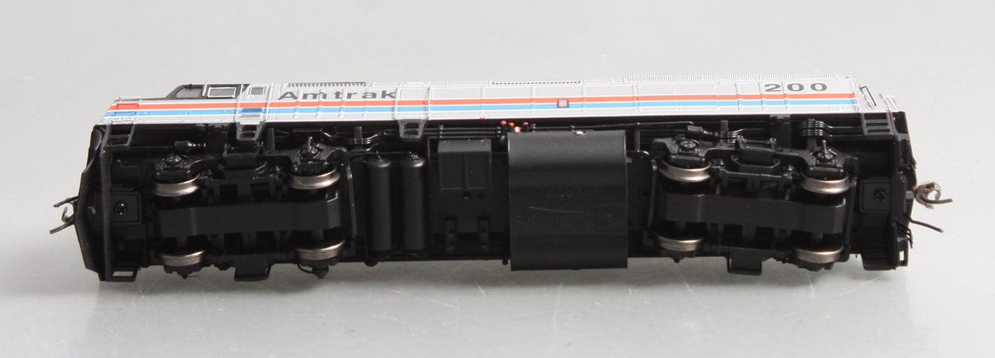 Rapido Trains 80030 HO Amtrak EMD F40PH - Standard DC #200