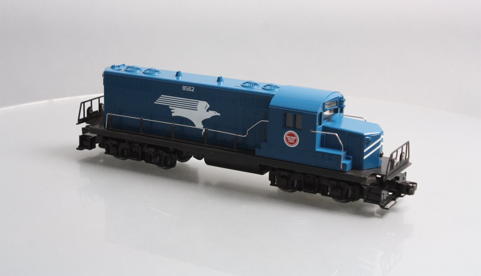 Lionel 6-8562 O Gauge Missouri Pacific GP-20 Diesel Locomotive EX/Box
