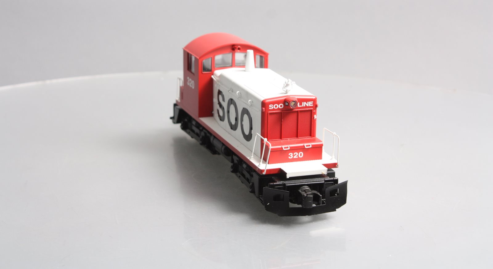 MTH 30-20098-1 SOO Line SW-1 Diesel Switcher w/PS3 #320