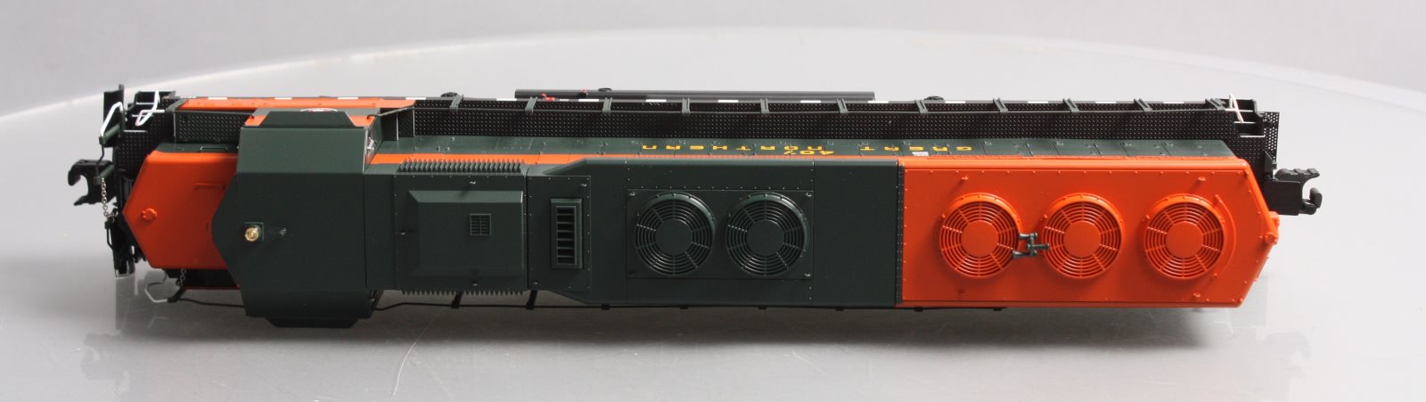 Lionel 6-83373 O Gauge Great Northern Legacy SD45 Diesel Locomotive #407