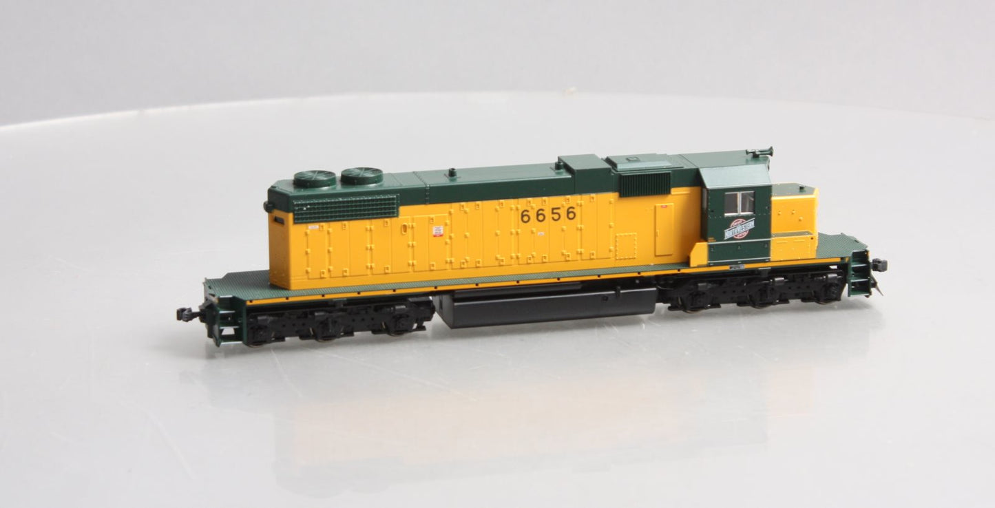 Kato 37-6522 HO Scale C&NW Powered SD38-2 Diesel Locomotive #6656