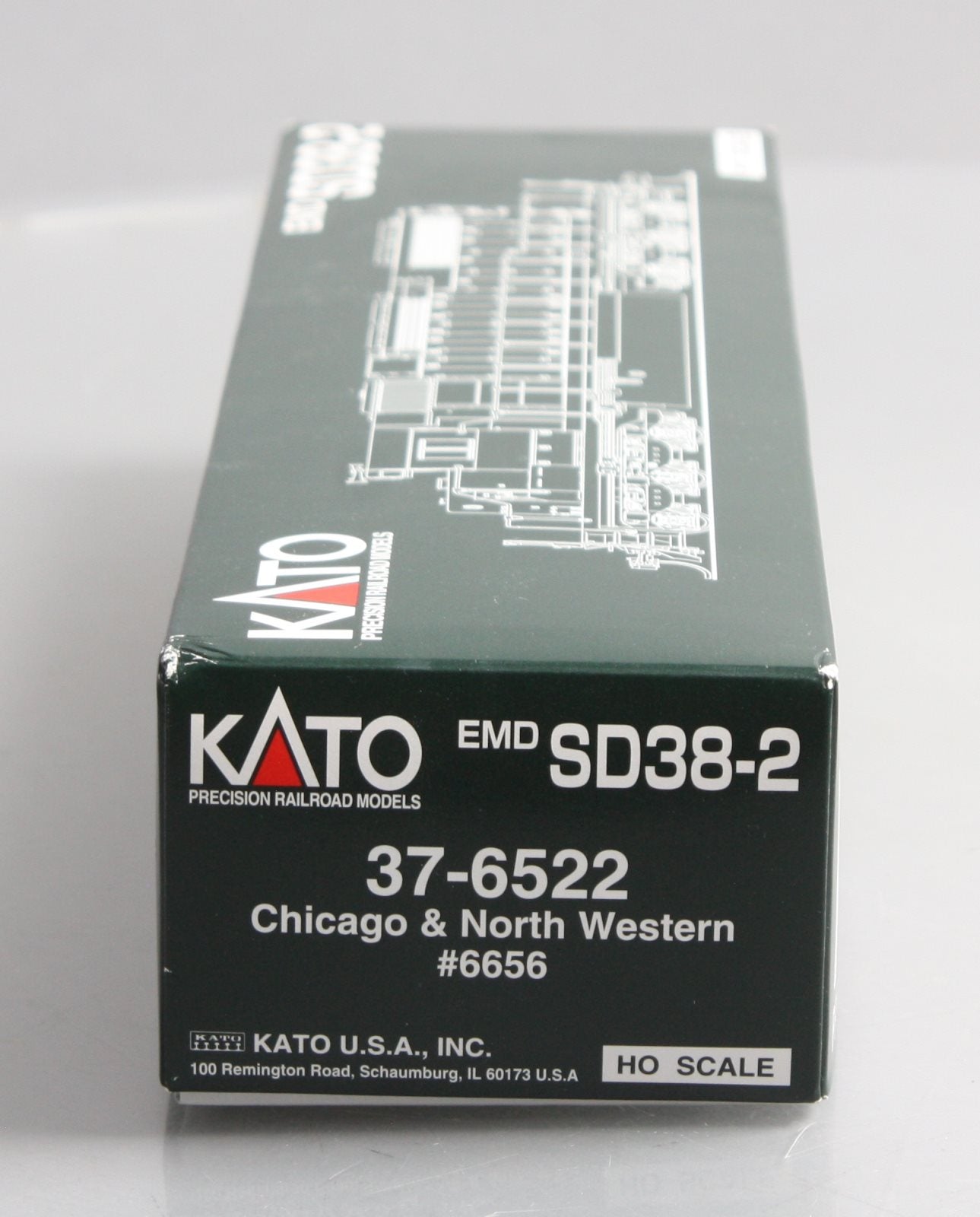 Kato 37-6522 HO Scale C&NW Powered SD38-2 Diesel Locomotive #6656