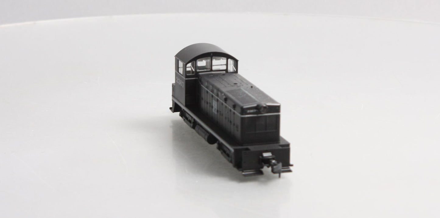 Kato 37-102 HO Scale ATSF EMD NW2 Diesel Locomotive #2367 LN/Box