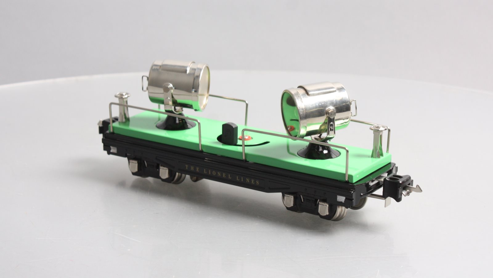 MTH 11-70033 O Gauge No. 2820 Light Green Floodlight Car