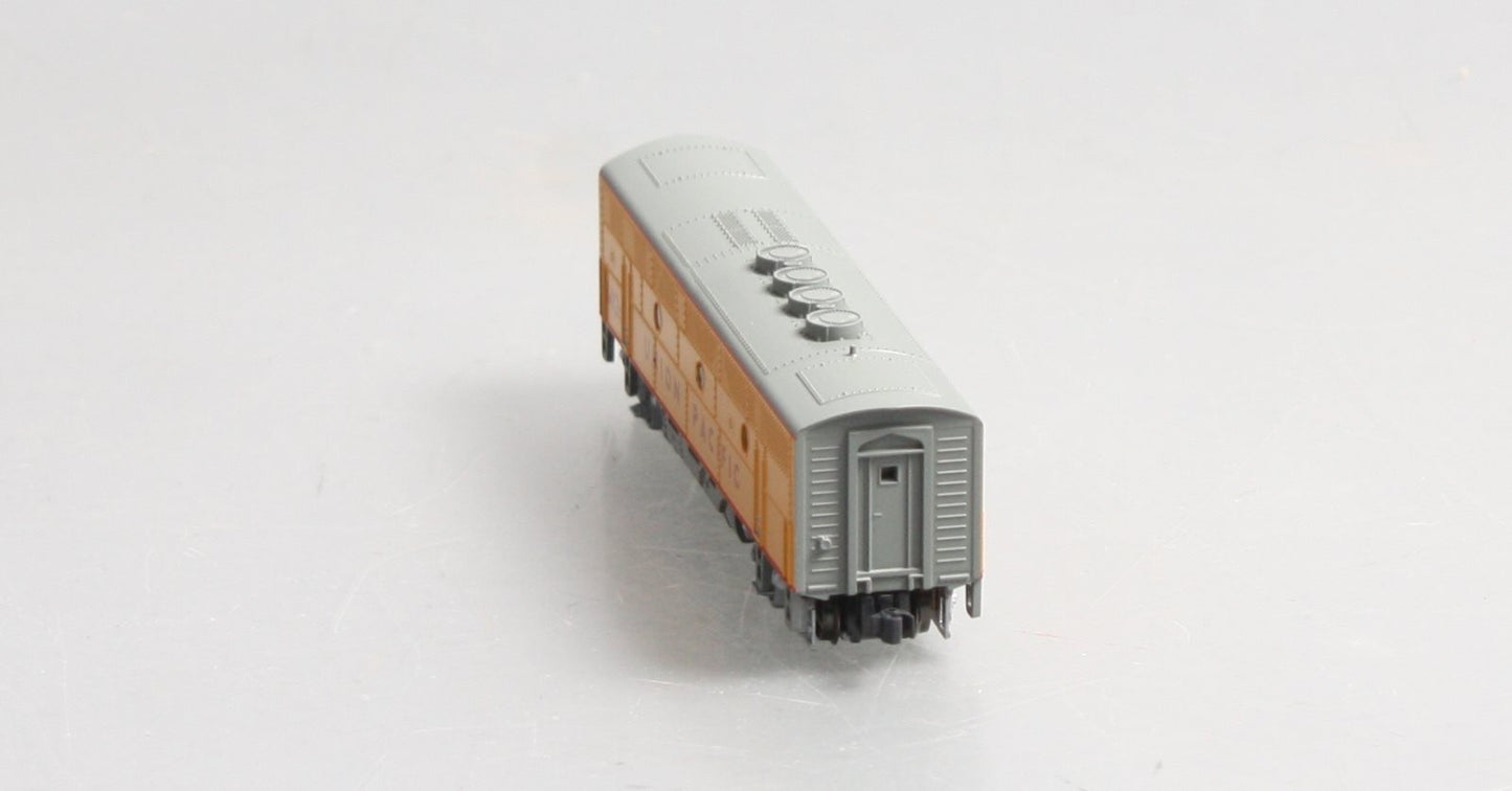 Kato 176-1114 N Scale Union Pacific EMD F3B Powered Diesel #1412C
