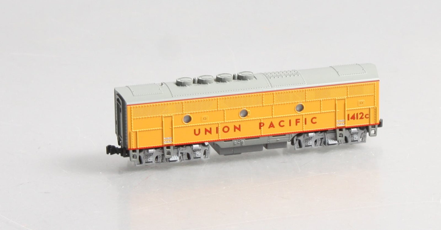 Kato 176-1114 N Scale Union Pacific EMD F3B Powered Diesel #1412C