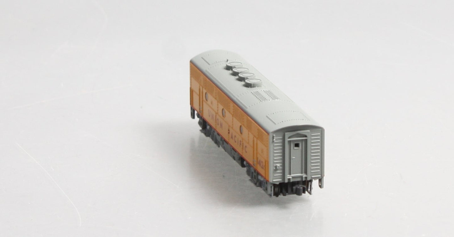 Kato 176-1114 N Scale Union Pacific EMD F3B Powered Diesel #1412C