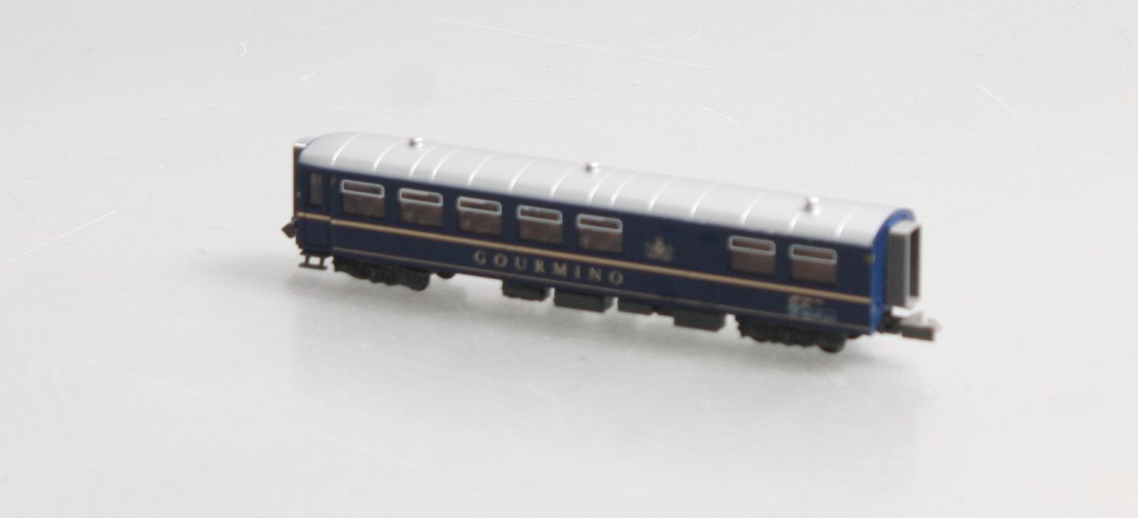 Kato 5280 N RhB Gourmino Restaurant Car WR3811
