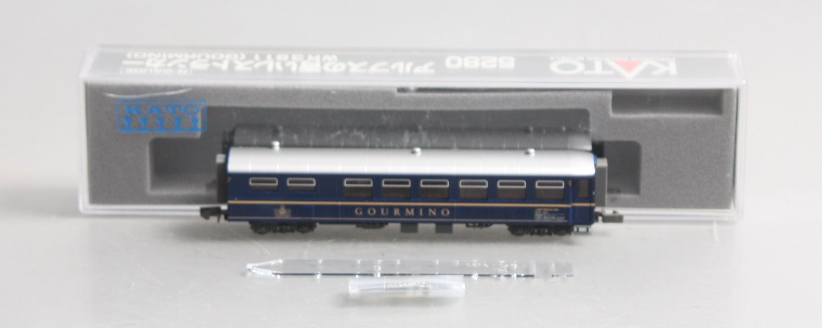 Kato 5280 N RhB Gourmino Restaurant Car WR3811