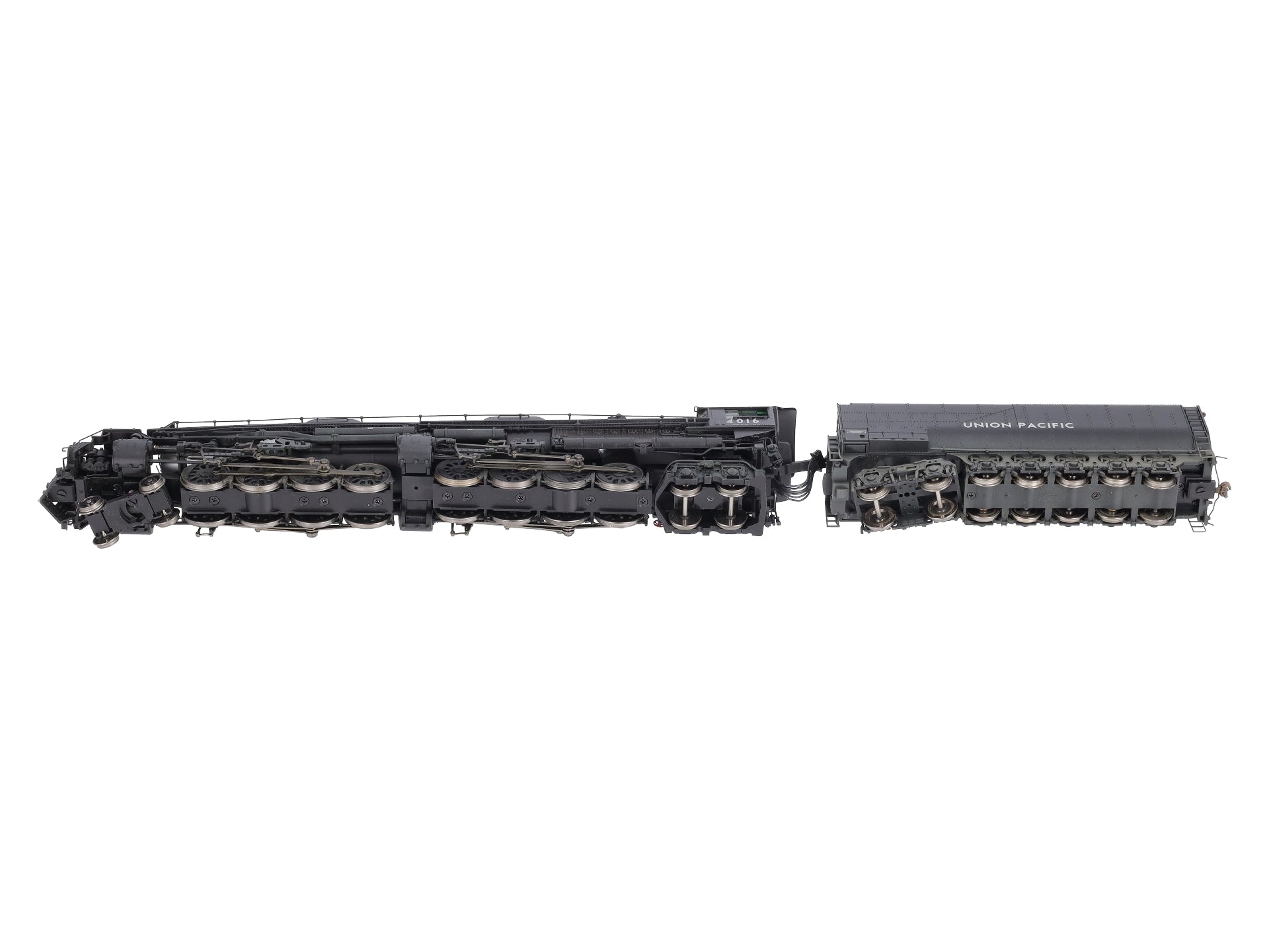 Athearn G97202 HO Union Pacific 4-8-8-4 Big Boy with DCC & Sound/Weather #4016