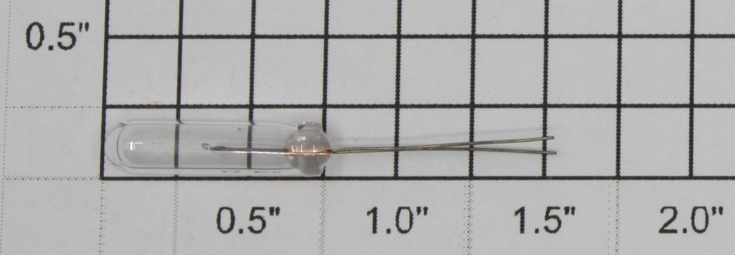Lionel 1200-300 3 Volt 0.3 Amp Bi-Pin Clear Streamliner Light Bulb