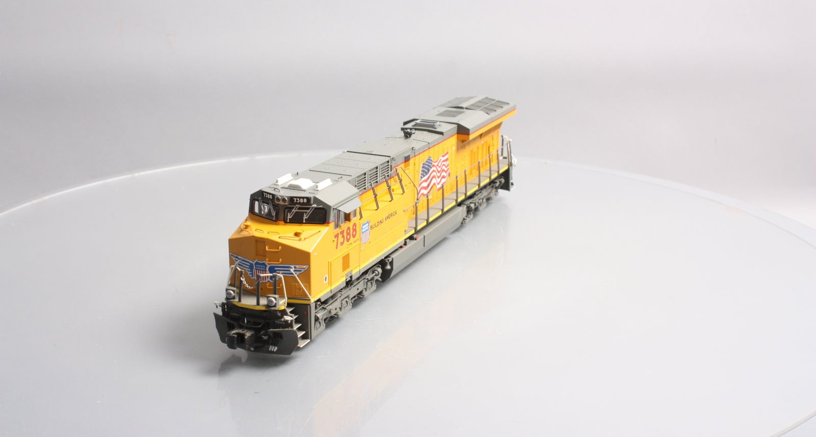 Lionel 681155 O Union Pacific Legacy ES44ac Diesel Locomotive #7388