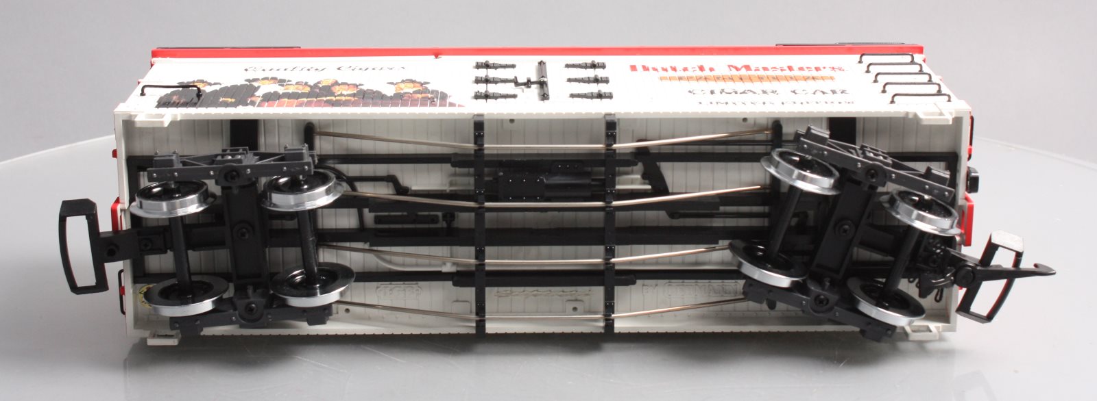 LGB 43745 Dutch Master Cigar Car - Metal Wheels LN/Box