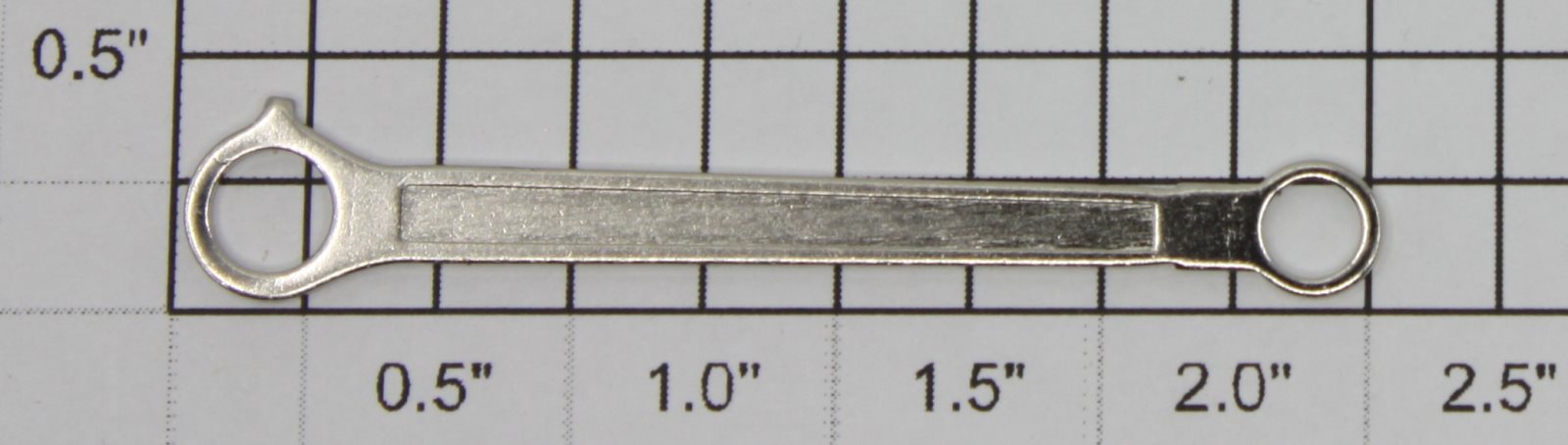 Lionel 1666E-16 Right Hand Embossed Drive Rod with Large Hole