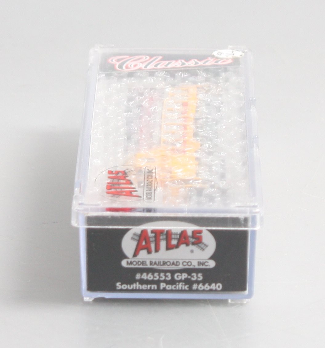 Atlas 46553 N Scale Southern Pacific/Santa Fe GP35 Diesel Locomotive #6640