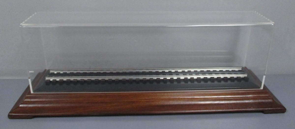 Lionel 6108316600 GG-1:20 Display Case EX