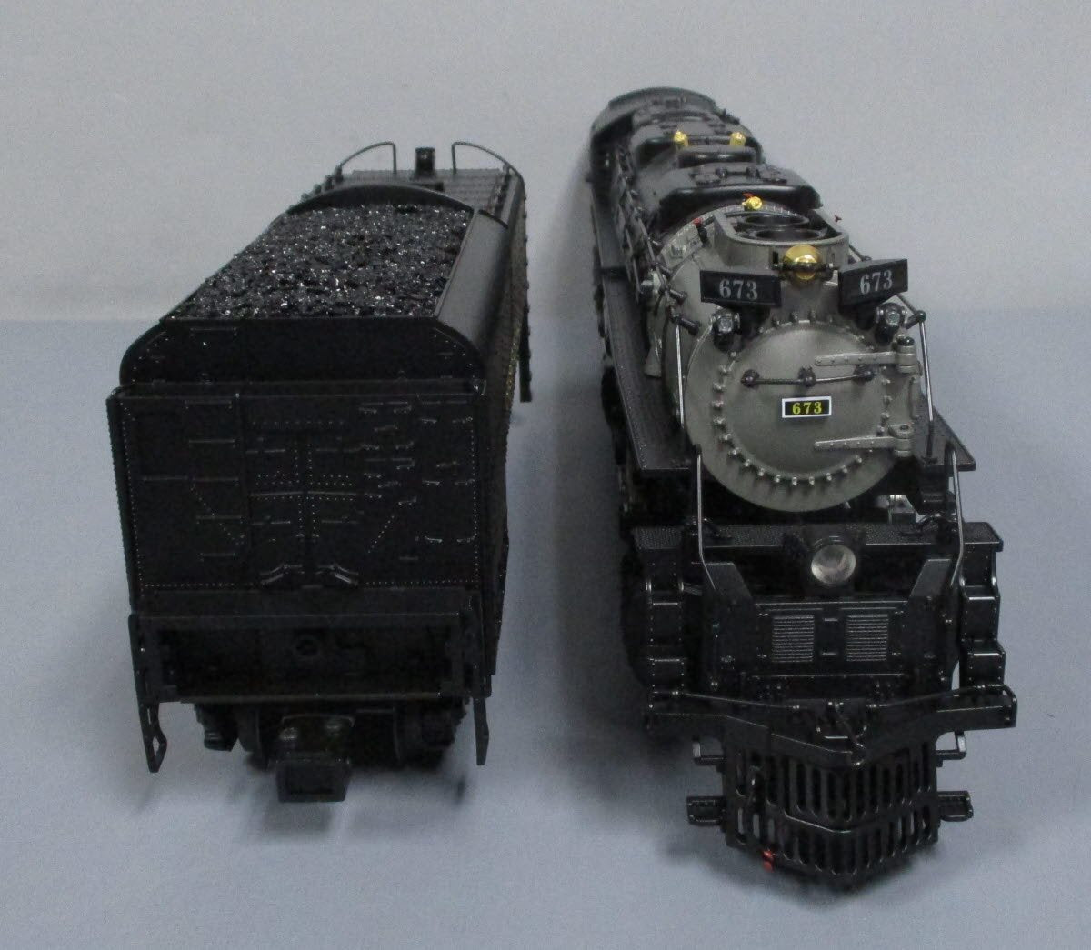 Lionel 6-38010 O Gauge Clinchfield 4-6-6-4 Challenger Steam Engine & Tender #673 LN/Box