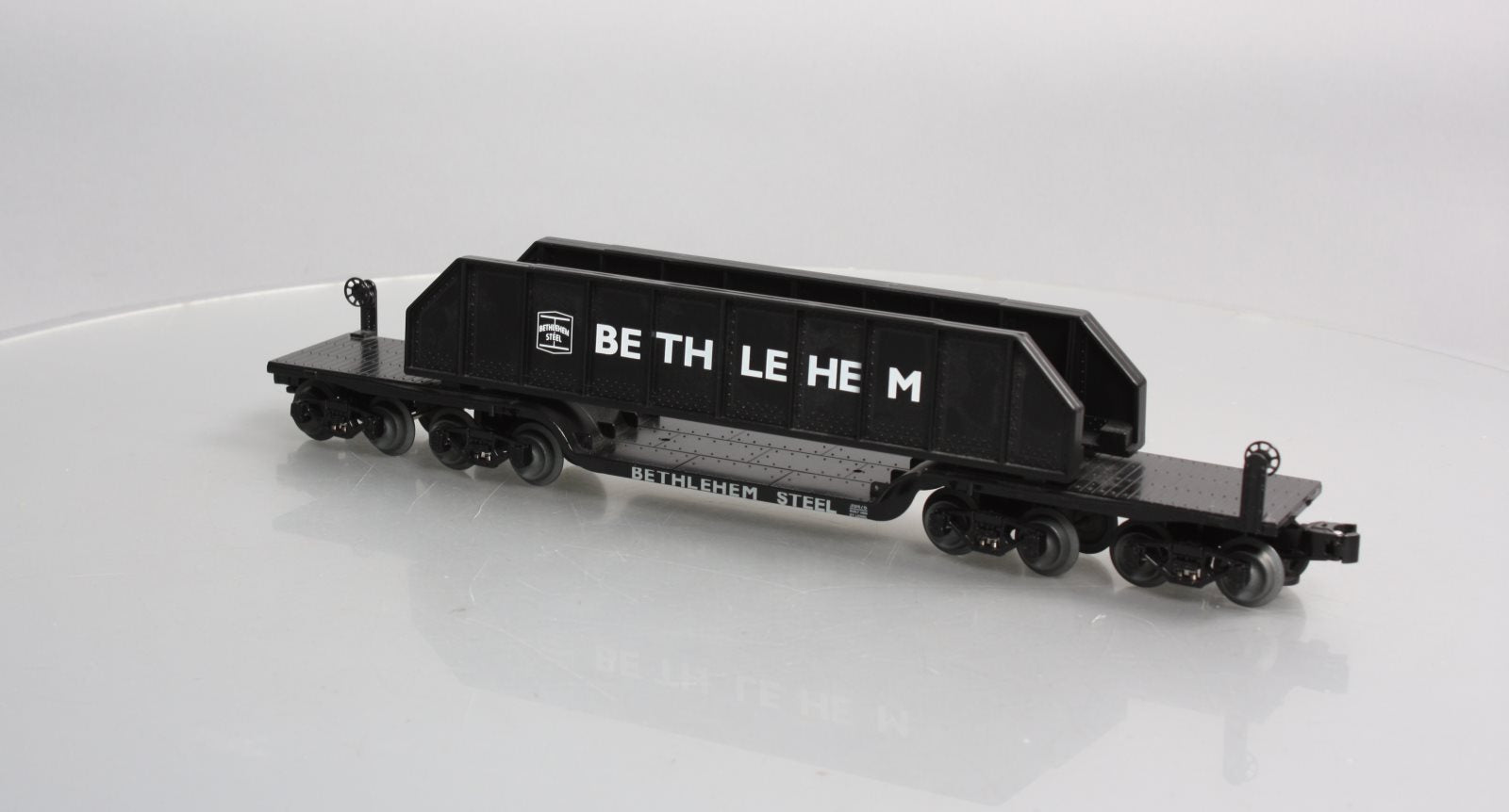 Lionel 6-39476 O Gauge Bethlehem Steel 16-Wheel Flatcar With Load