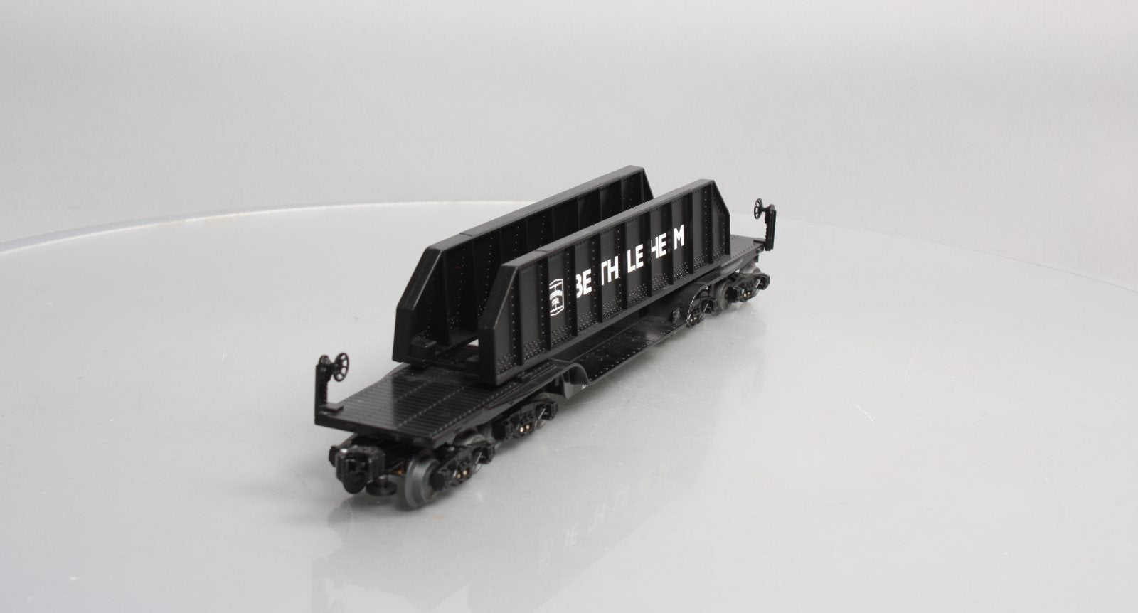 Lionel 6-39476 O Gauge Bethlehem Steel 16-Wheel Flatcar With Load