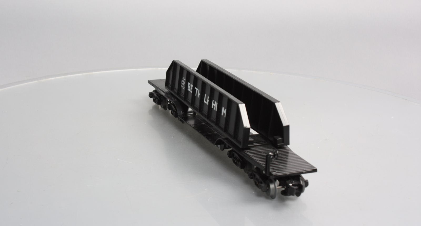 Lionel 6-39476 O Gauge Bethlehem Steel 16-Wheel Flatcar With Load