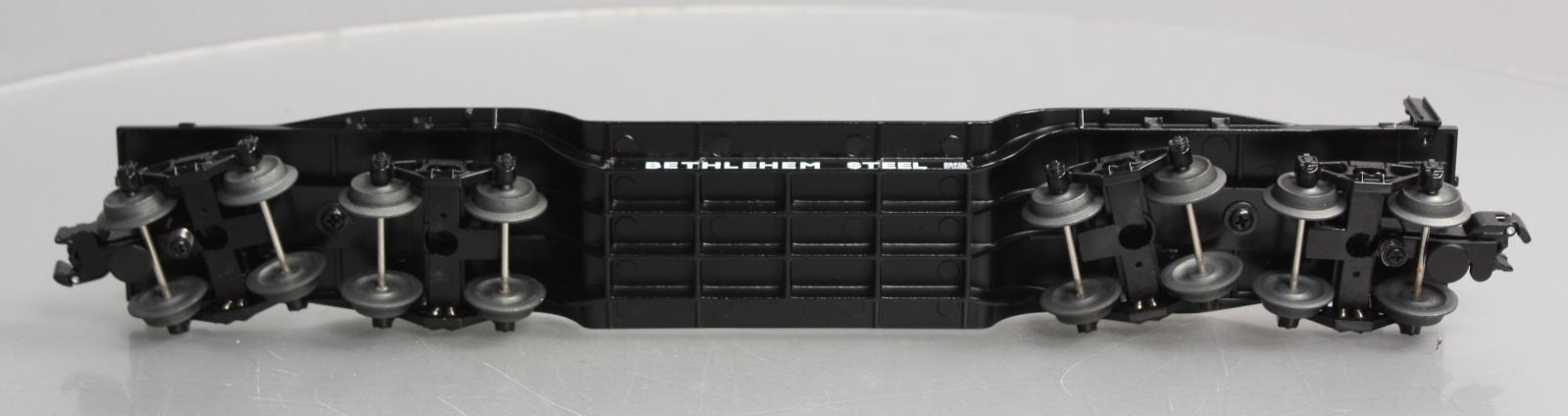 Lionel 6-39476 O Gauge Bethlehem Steel 16-Wheel Flatcar With Load