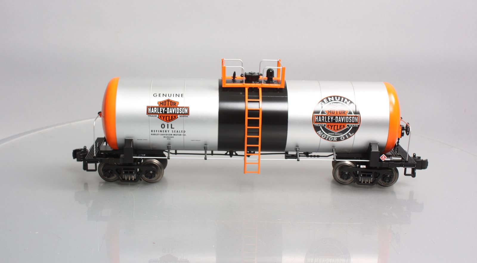 MTH 70-73029 G Scale Harley-Davidson Unibody Tank Car