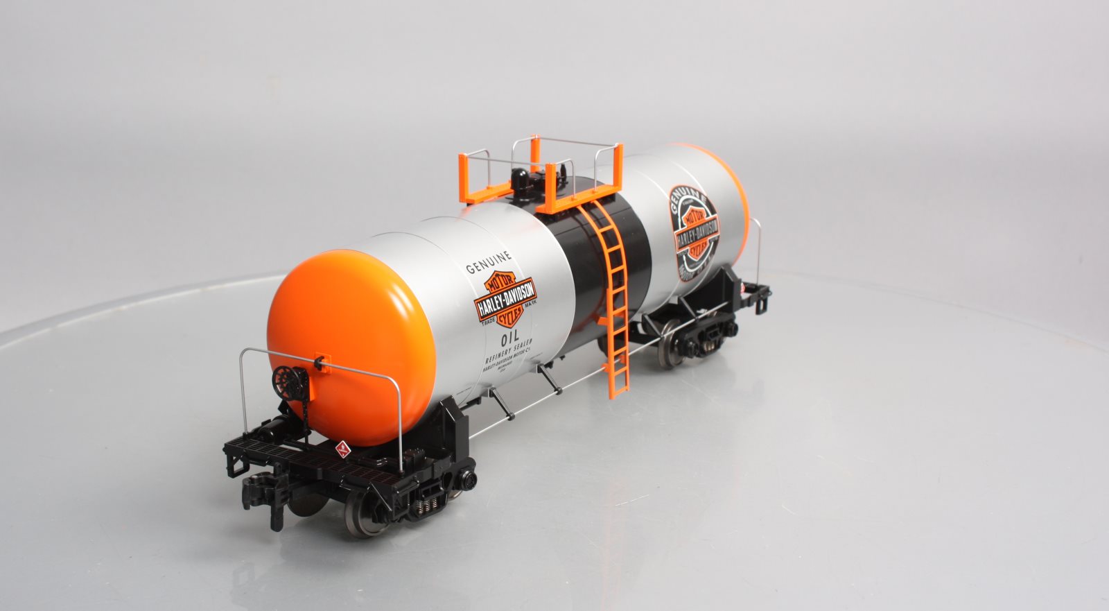 MTH 70-73029 G Scale Harley-Davidson Unibody Tank Car