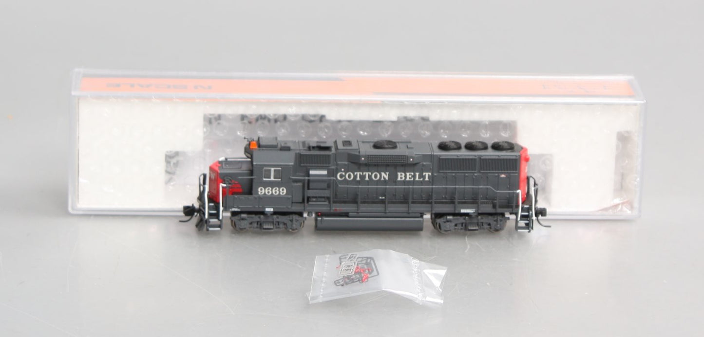 Fox Valley Models 70852 N Cotton Belt EMD Late GP60 Diesel Locomotive #9669