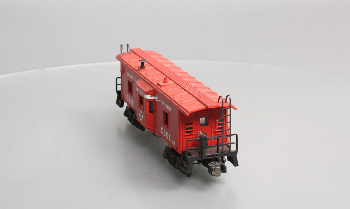Lionel 6-19742 O Gauge Erie Bay Window Caboose with Crewtalk #301 LN/Box