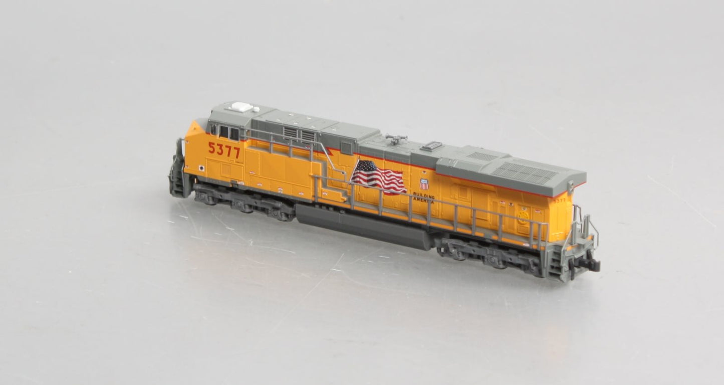 Kato 176-8942 N Union Pacific GE ES44AC Diesel Locomotive #5377