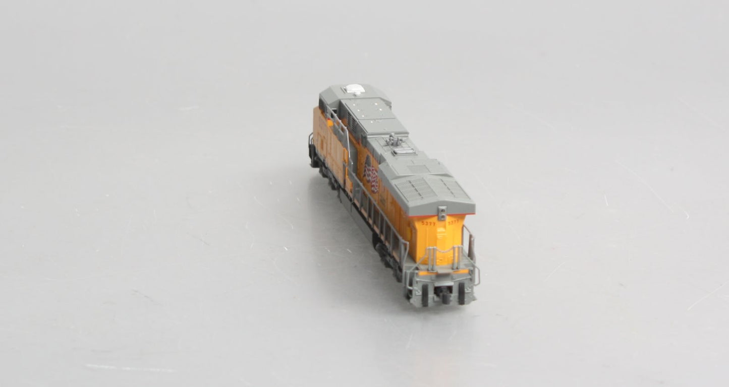Kato 176-8942 N Union Pacific GE ES44AC Diesel Locomotive #5377