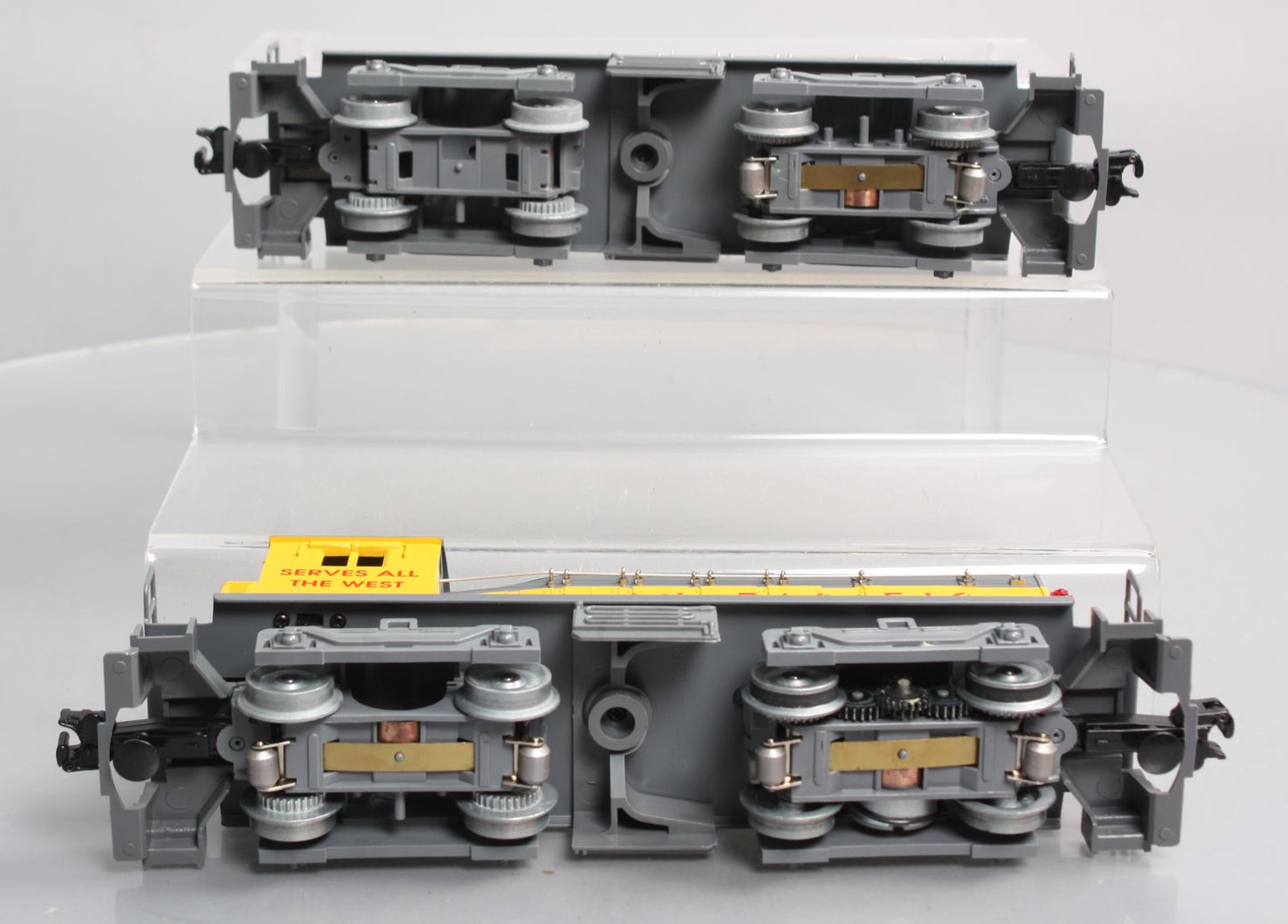Lionel 6-18939 O Gauge Union Pacific NW2 Diesel Switcher 2-Unit Set #1875/1875B NIB