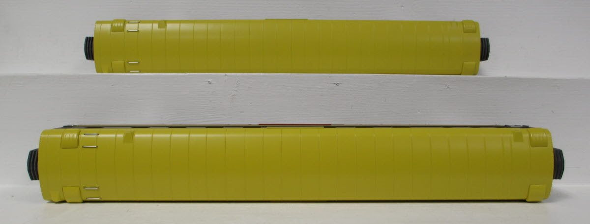 MTH 20-6615 O Seaboard 70' Streamlined Slpr/Diner Passenger Car Set (Set of 2) LN/Box