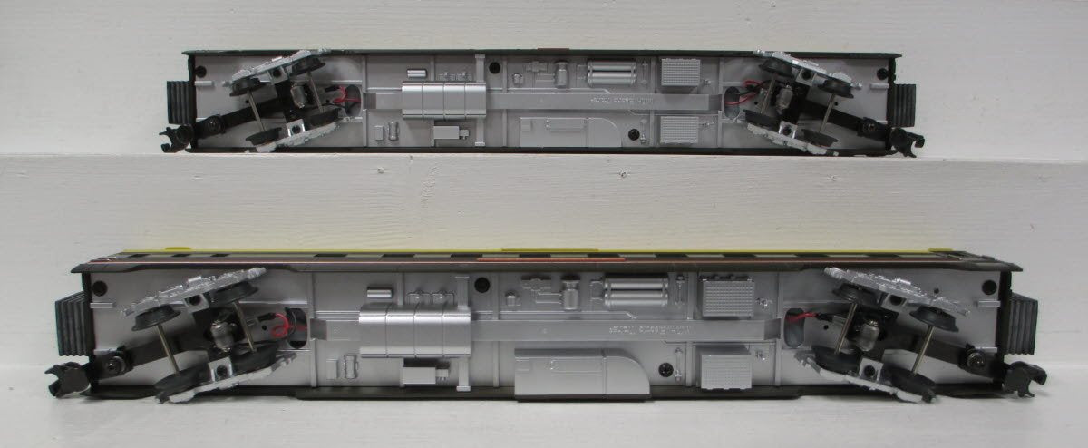 MTH 20-6615 O Seaboard 70' Streamlined Slpr/Diner Passenger Car Set (Set of 2) LN/Box